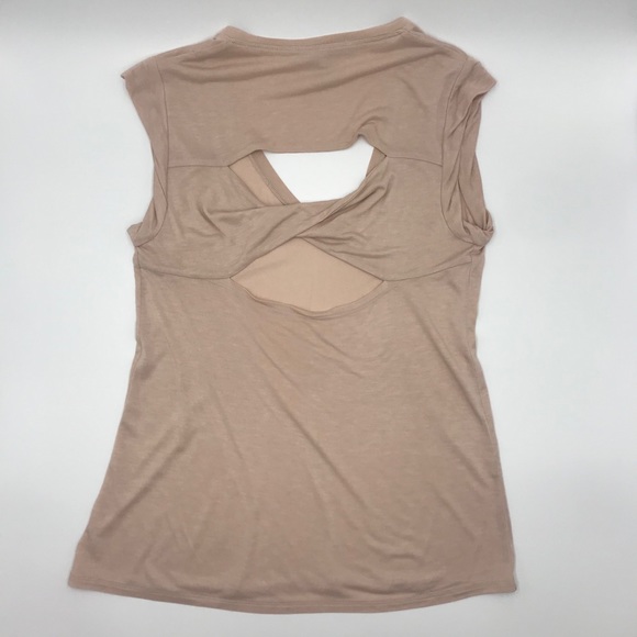 BCBGMAXAZRIA| Twist V Neck Back Cut out Tee Blush - Picture 7 of 15